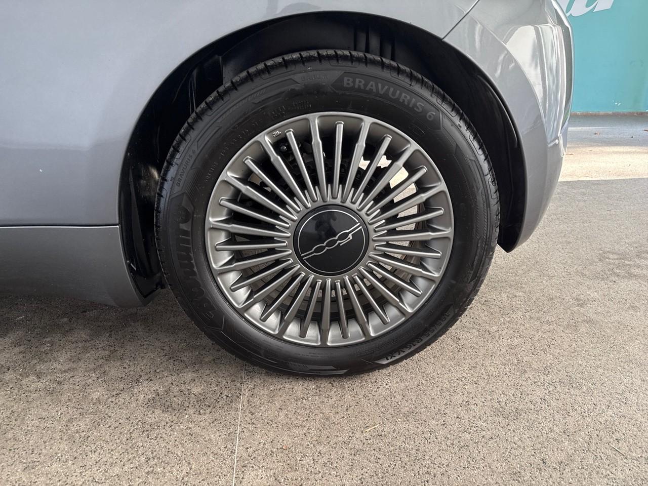 Fiat Fiat 500 usata, con 4 altoparlanti