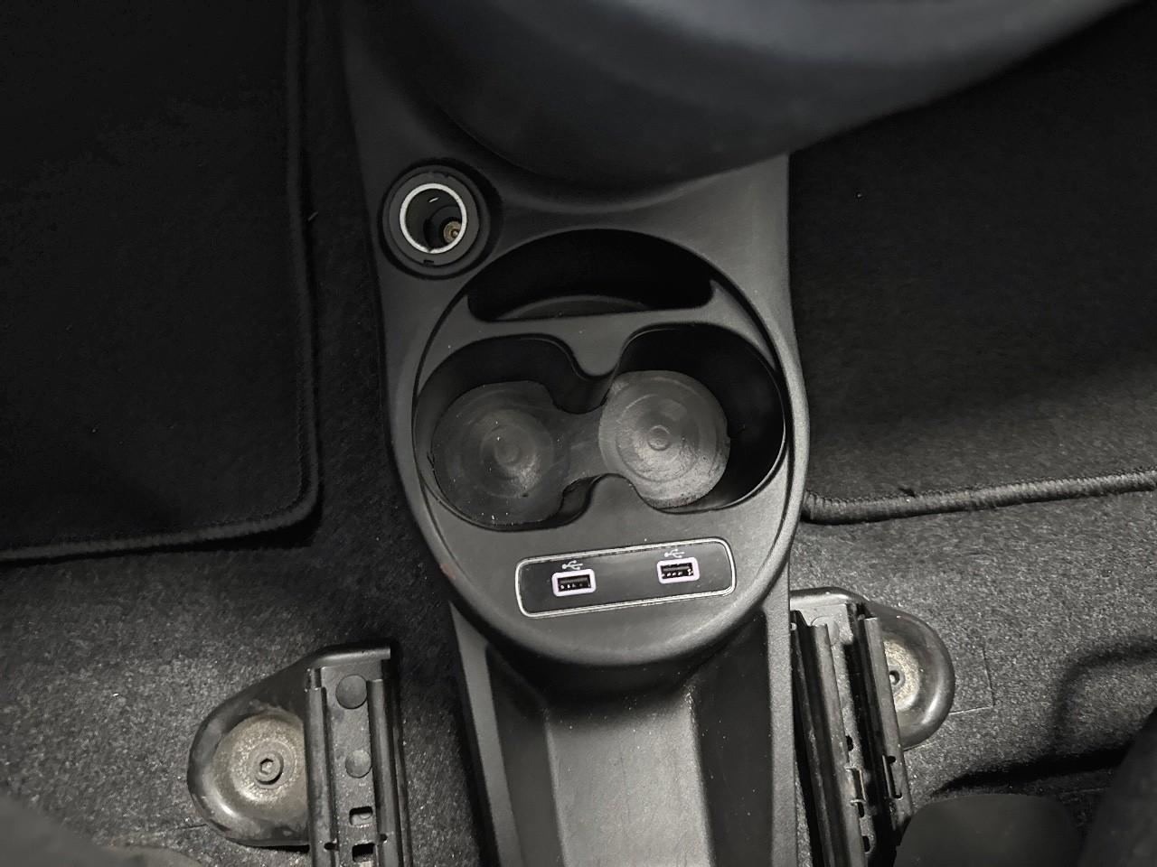Fiat Fiat 500 usata, con airbag per le ginocchia conducente