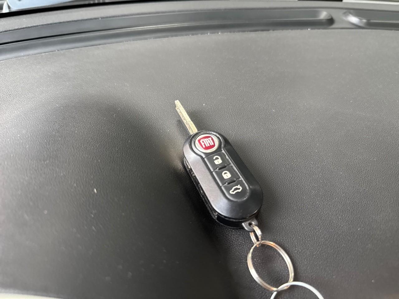 Fiat Fiat 500 usata, con airbag per le ginocchia conducente