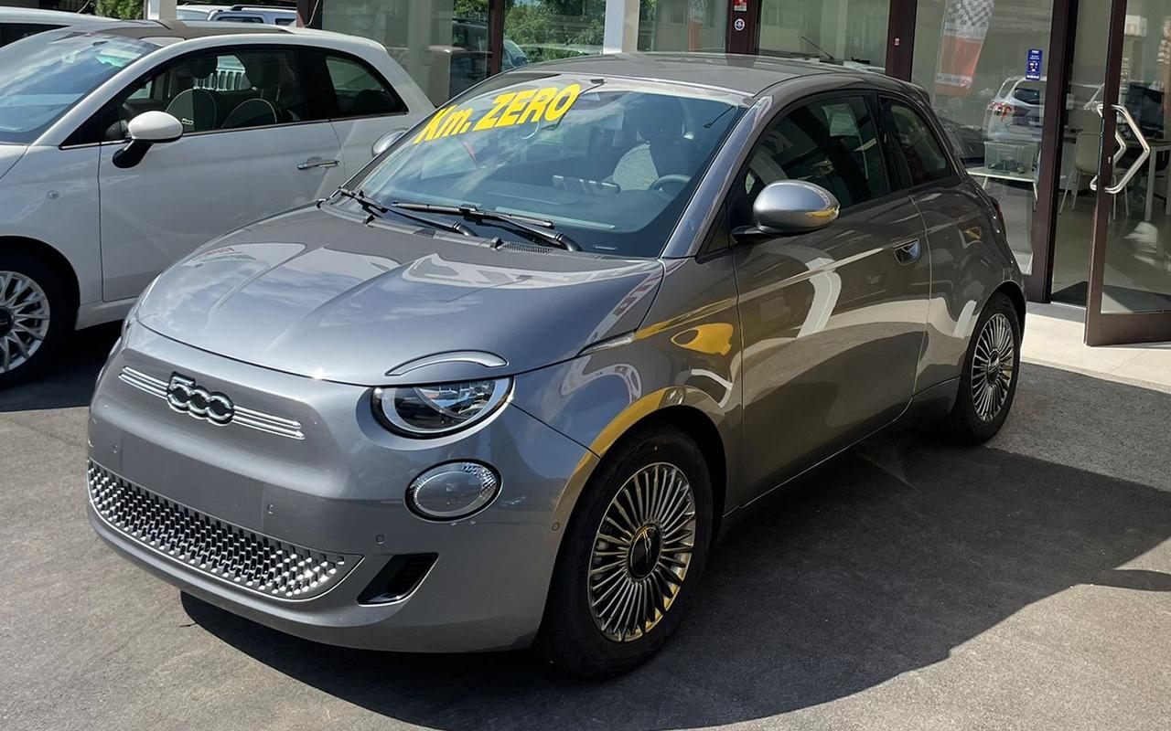 Fiat Fiat 500 500 La nuova serie1 La nuova - icon+ berlina