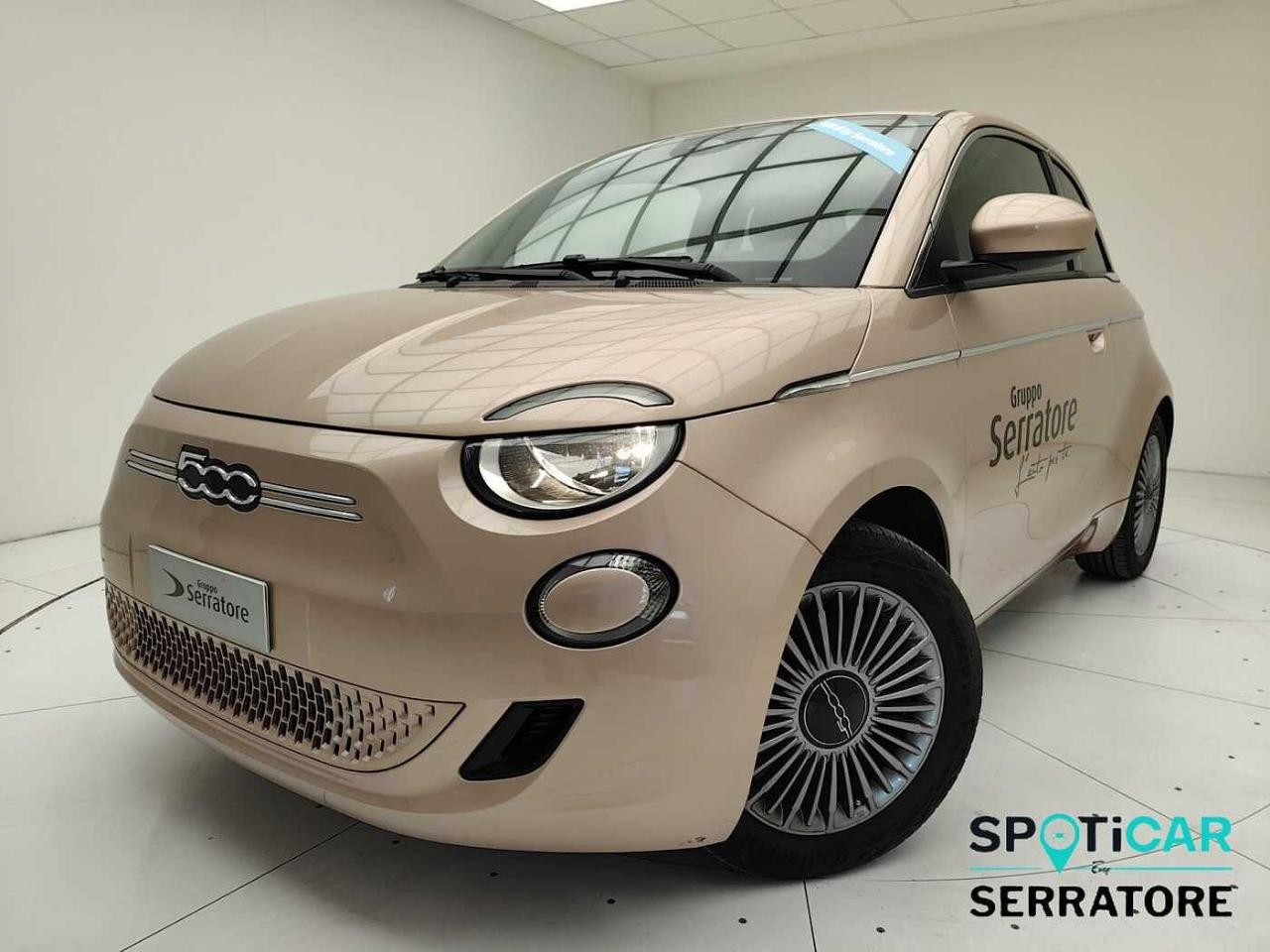 Fiat 500 500 LA NUOVA Nuova 3+1 My23 La Nuova - 320 3+1 