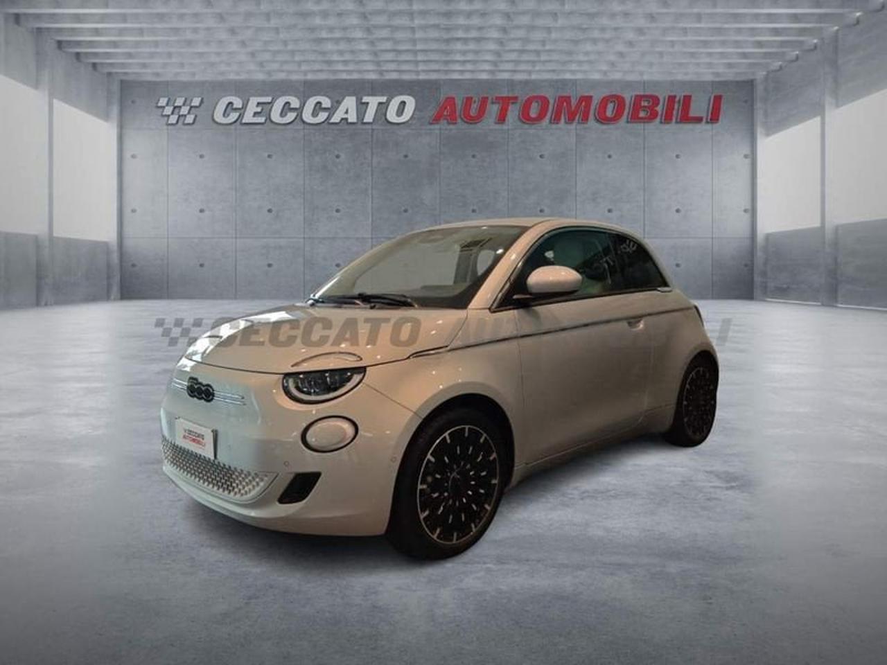 Fiat Fiat 500 500 E 500 500e Hatchback My25 500e - LaPrima 320 Berlina
