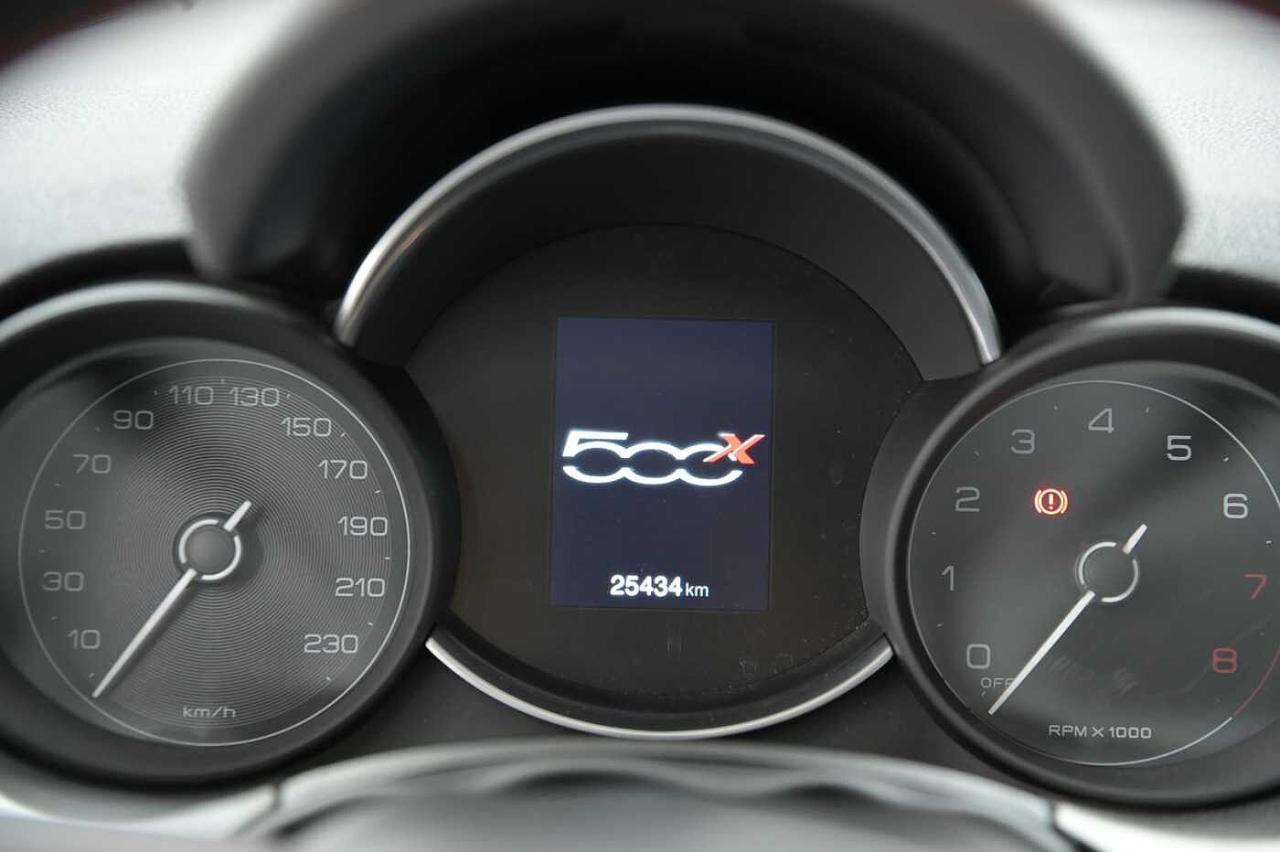 Fiat Fiat 500X usata, con 6 altoparlanti