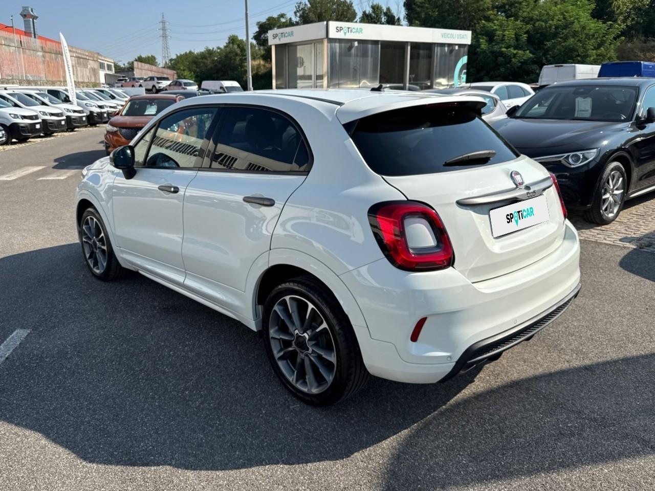 Fiat Fiat 500X usata, con comandi audio al volante