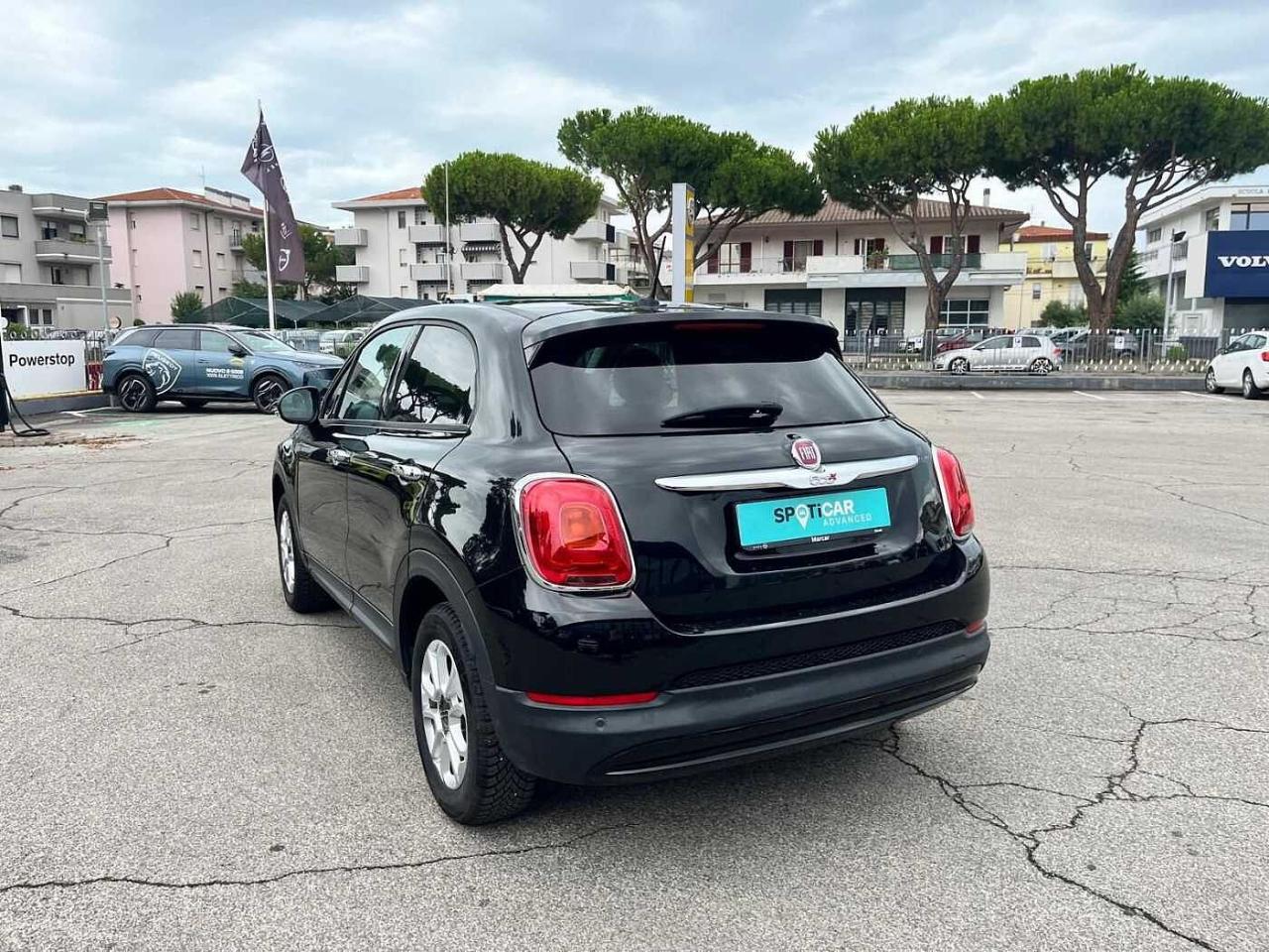 Fiat Fiat 500X usata, con cerchi in lega leggera