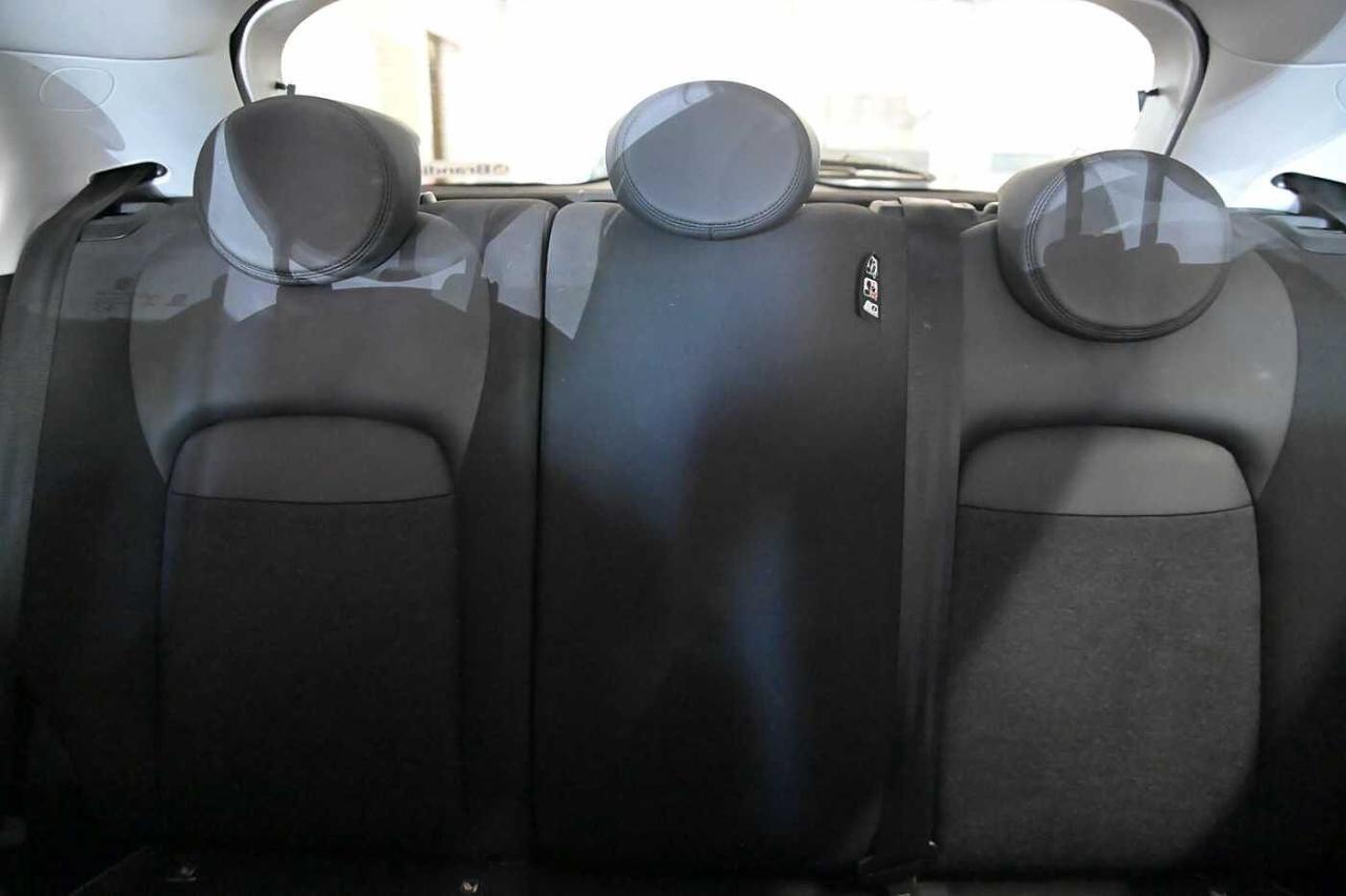 Fiat Fiat 500X usata, con cerchi in lega leggera