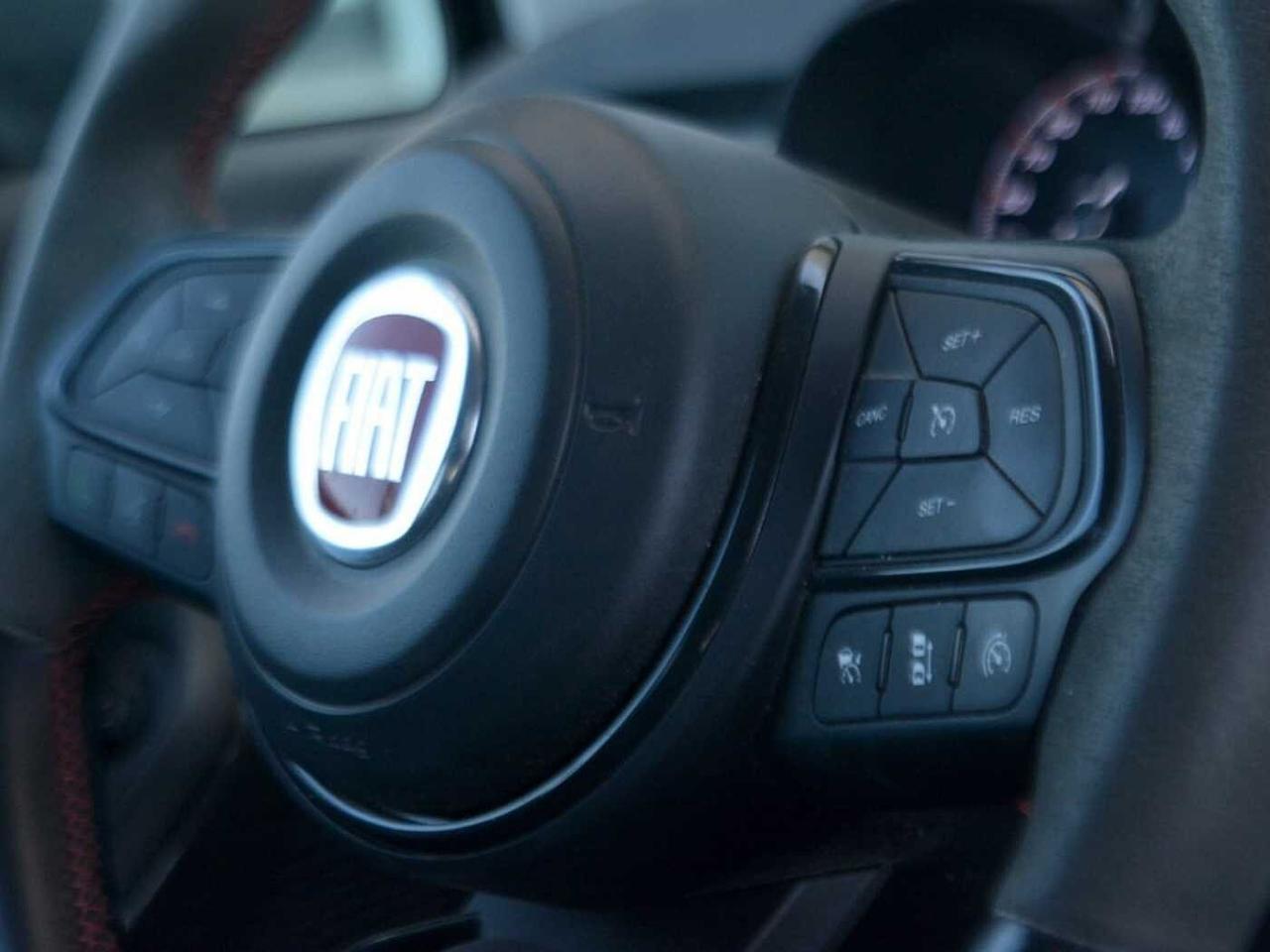 Fiat Fiat 500X usata, con rilevazione dei segnali stradali