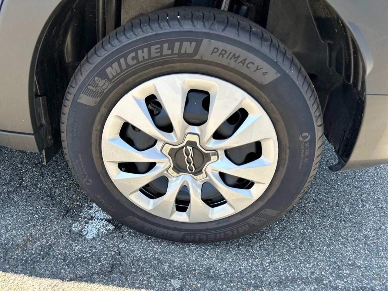 Fiat Fiat 500X usata, con 6 altoparlanti