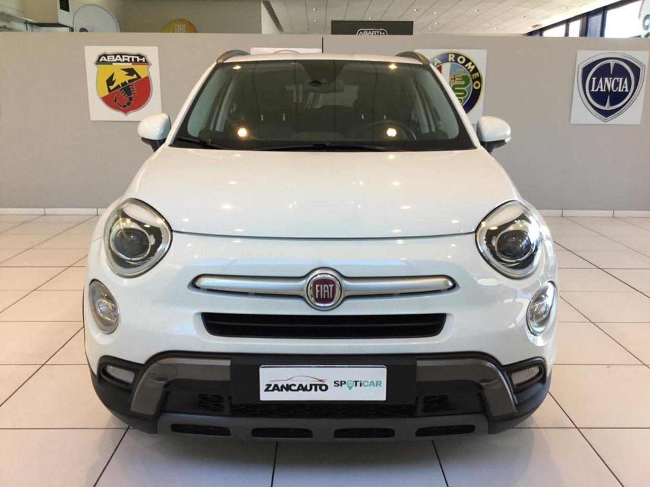 Fiat Fiat 500X usata, con luci diurne