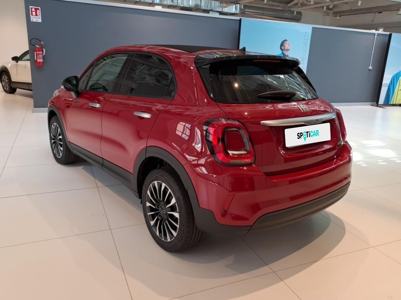 Fiat Fiat 500X usata, con comandi audio al volante
