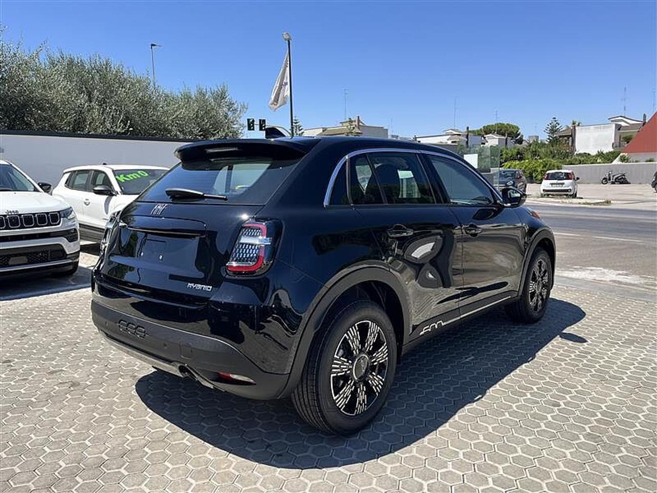 Fiat Fiat 600 usata, con calotte specchi nere lucide
