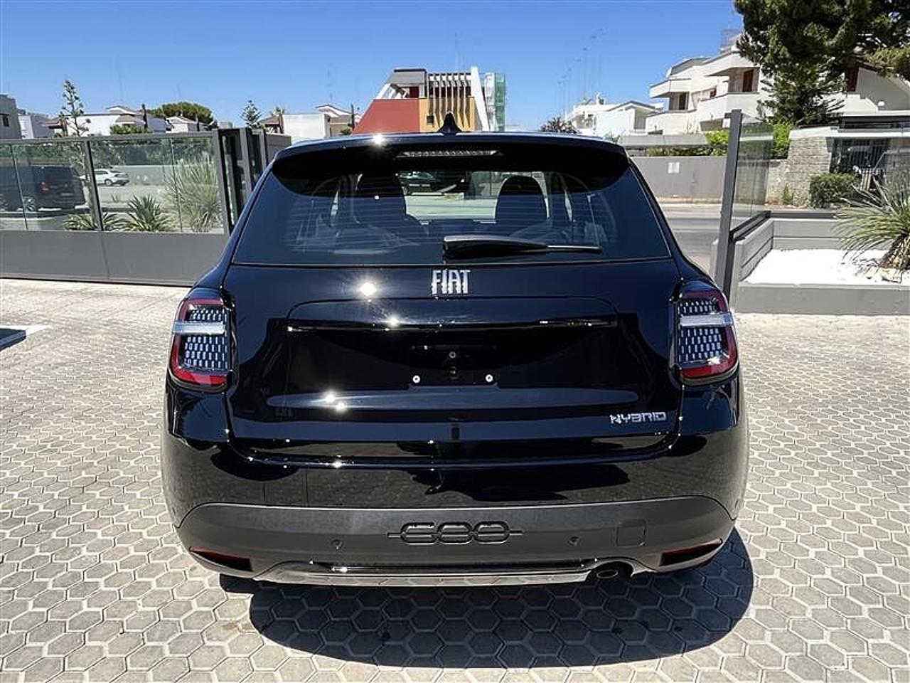 Fiat Fiat 600 usata, con cerchi in lega leggera