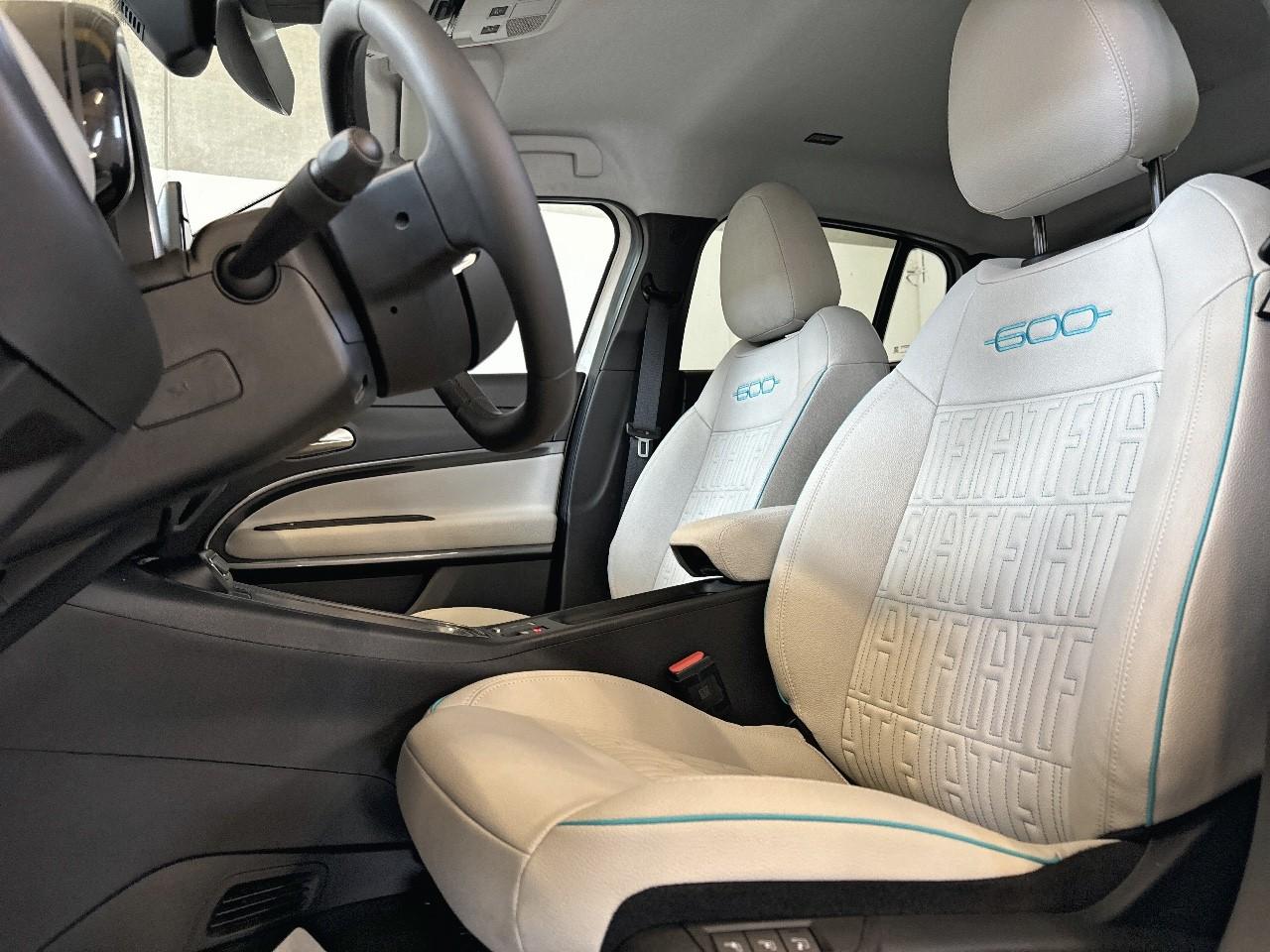Fiat Fiat 600 usata, con chiusura servoassistita bagagliaio