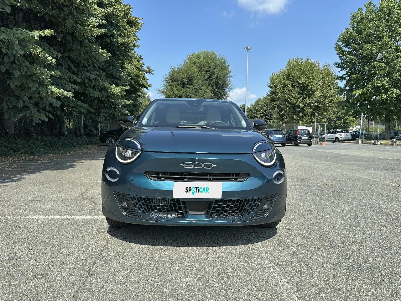 Fiat Fiat 600 usata, con Angoli di rampa angolo di attacco (gradi): 18,6 e angolo di uscita (gradi): 29,6