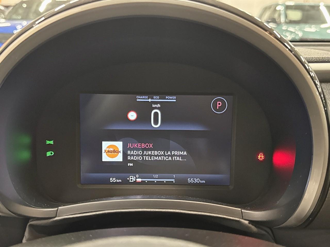 Fiat Fiat 600 usata, con 7,00 display multifunzionale pannello strumenti 1 e 17,8, 10,25 display multifunzionale touch screen, plancia centrale 1, 26,0, fisso e no
