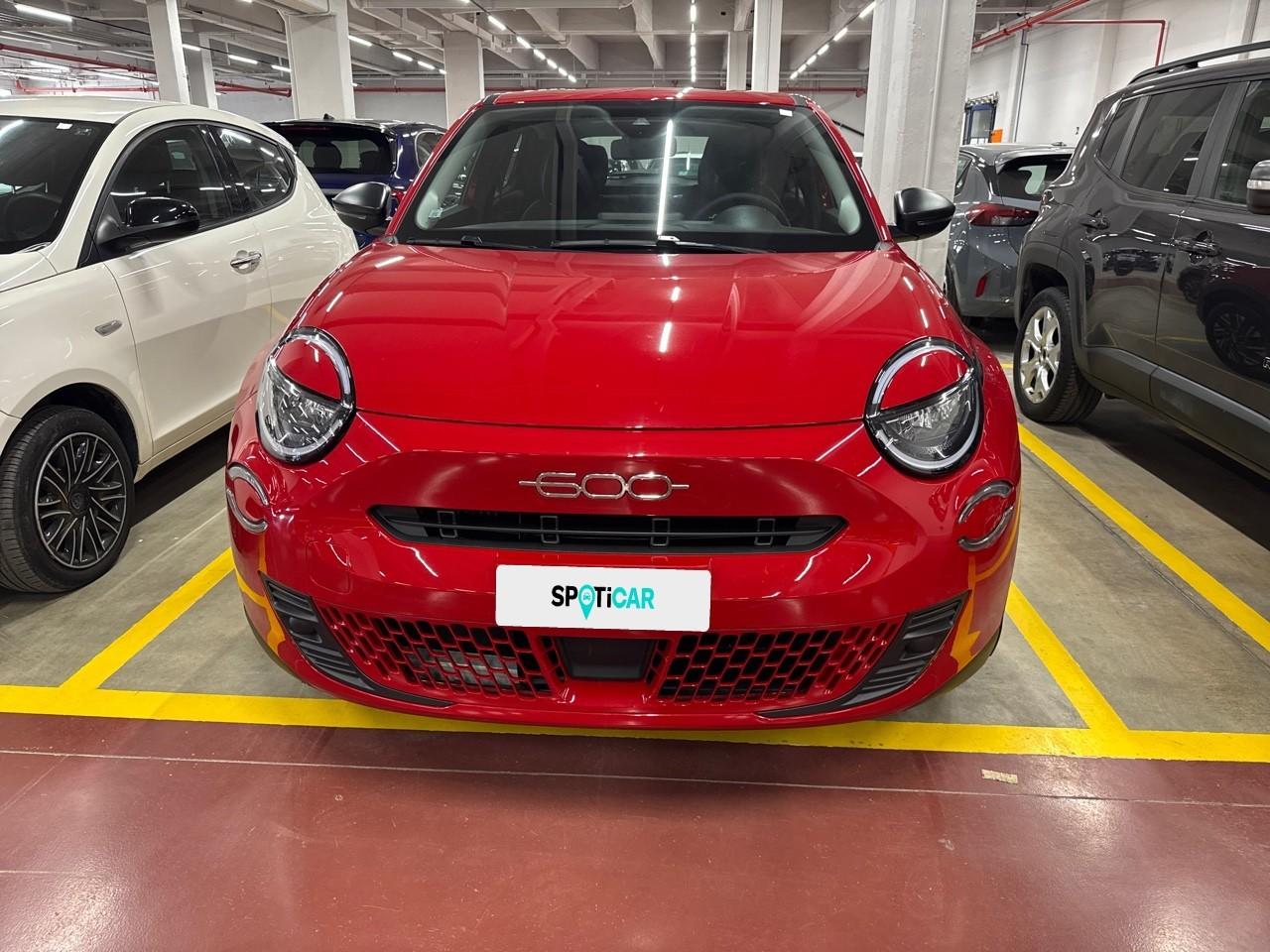 Fiat Fiat 600 usata, con Angoli di rampa angolo di attacco (gradi): 18,6 e angolo di uscita (gradi): 29,6