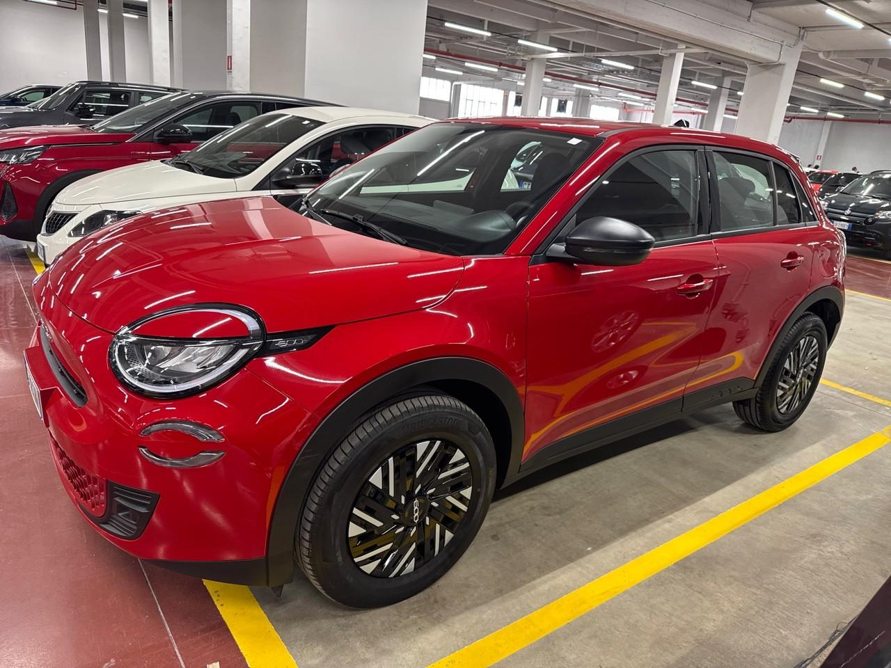Fiat Fiat 600 usata, con avviso superamento corsia attivazione sterzo
