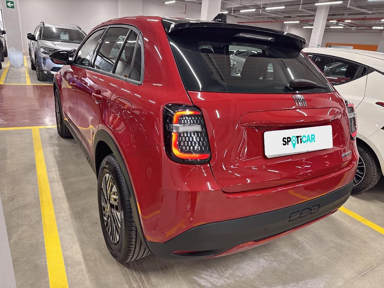 Fiat Fiat 600 usata, con cinture sicurezza ant. conducente e passeggero con pretensionatori