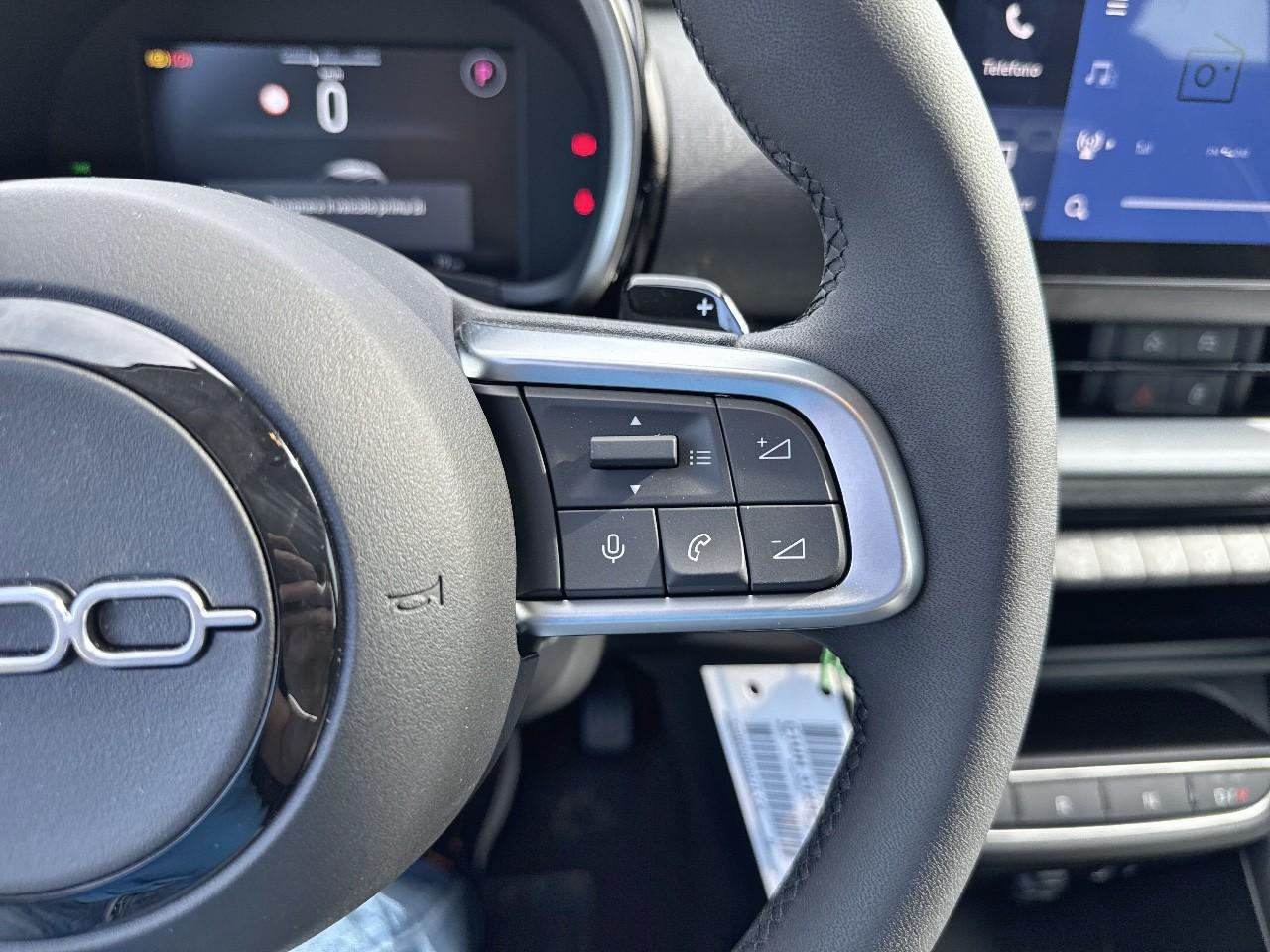 Fiat Fiat 600 usata, con alzacristalli elettrici anteriori e posteriori , numero ad impulso 2