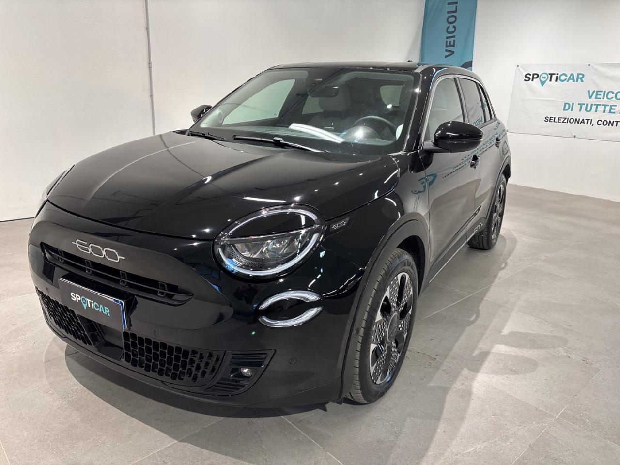 Fiat Fiat 600 600 100 CV DCT MHEV La Prima