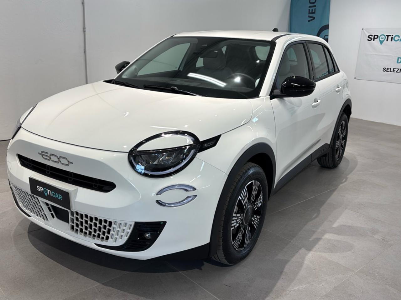 Fiat Fiat 600 600 145 CV DCT MHEV Icon