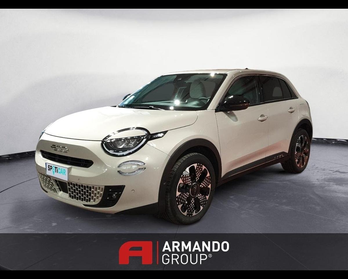 Fiat Fiat 600 600 (2023-->) Hybrid 100 CV DCT MHEV La Prima