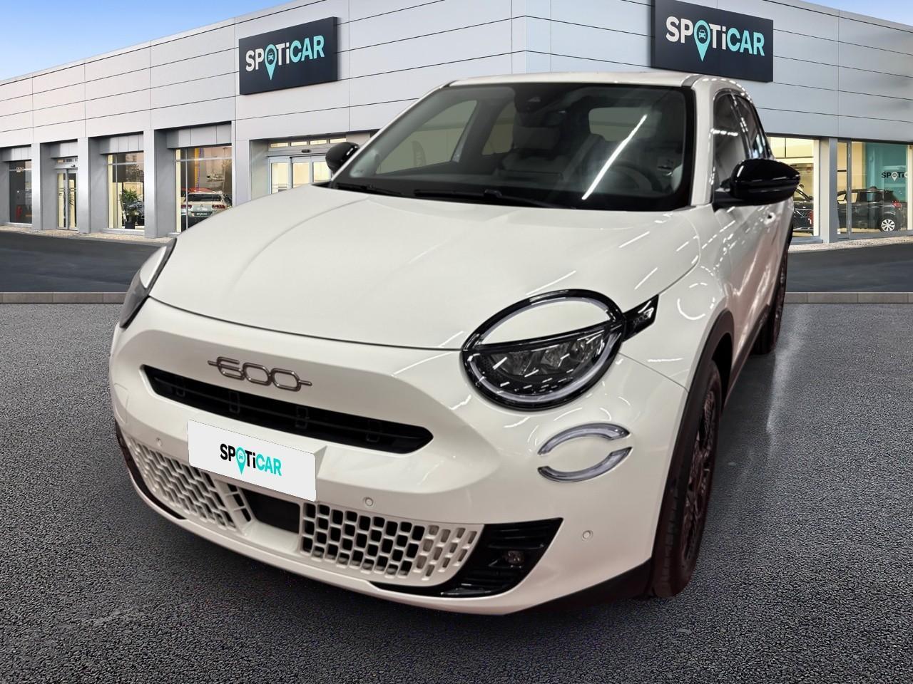 FIAT FIAT 600 Usato Bianco MILD-HYBRID-PETROL 2025