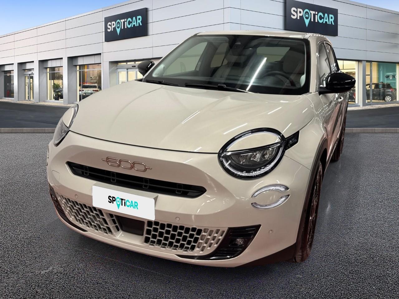FIAT FIAT 600 Usato Beige MILD-HYBRID-PETROL 2025