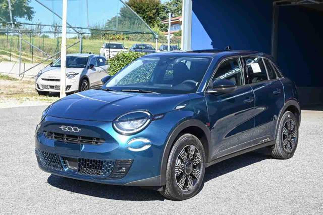 fiat 600 600 110 cv dct mhev pop usata