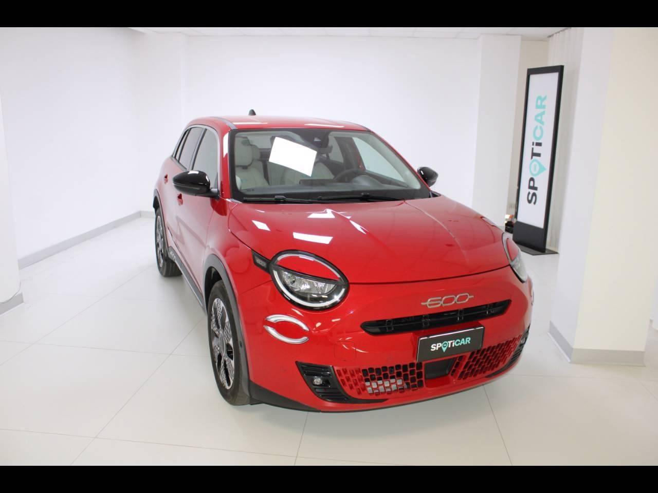 Fiat Fiat 600 600 (2023-->) Hybrid 110 CV DCT MHEV La Prima