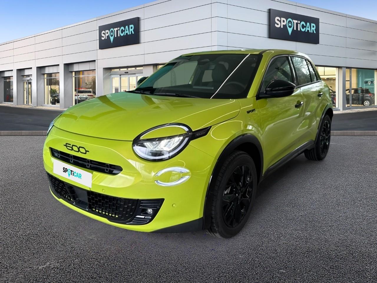 FIAT FIAT 600 Usato 352 MILD-HYBRID-PETROL 2026