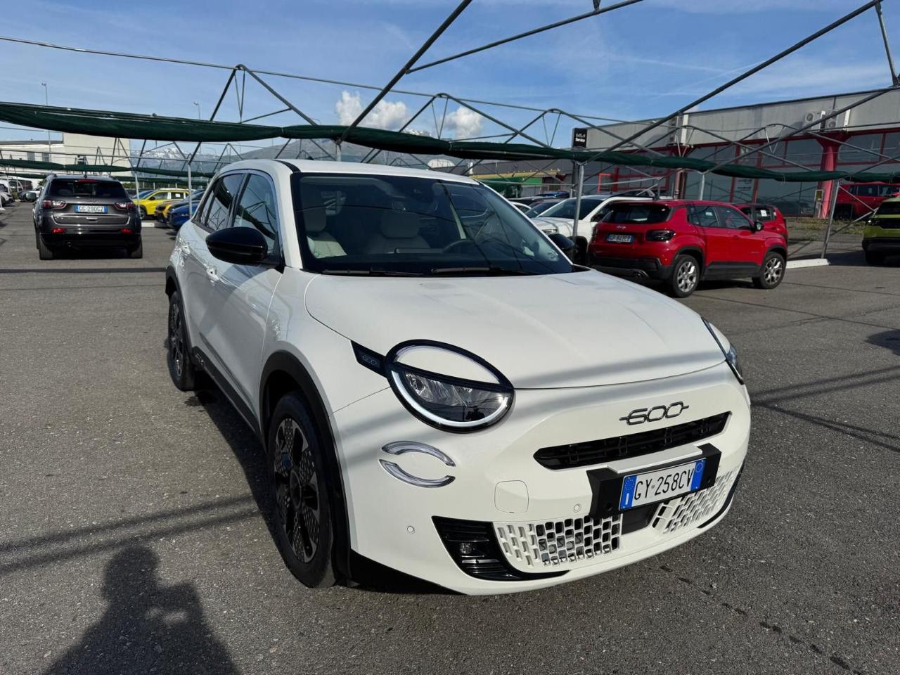 Fiat 600 600 1.2 hybrid La Prima 110cv auto 