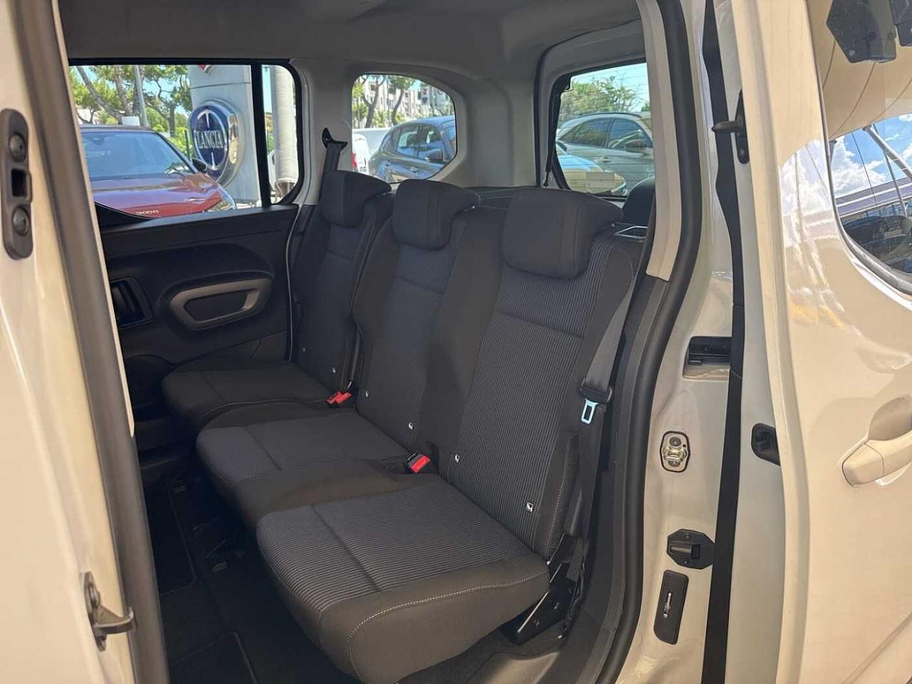 Fiat Fiat Doblo usata, con 6 marce