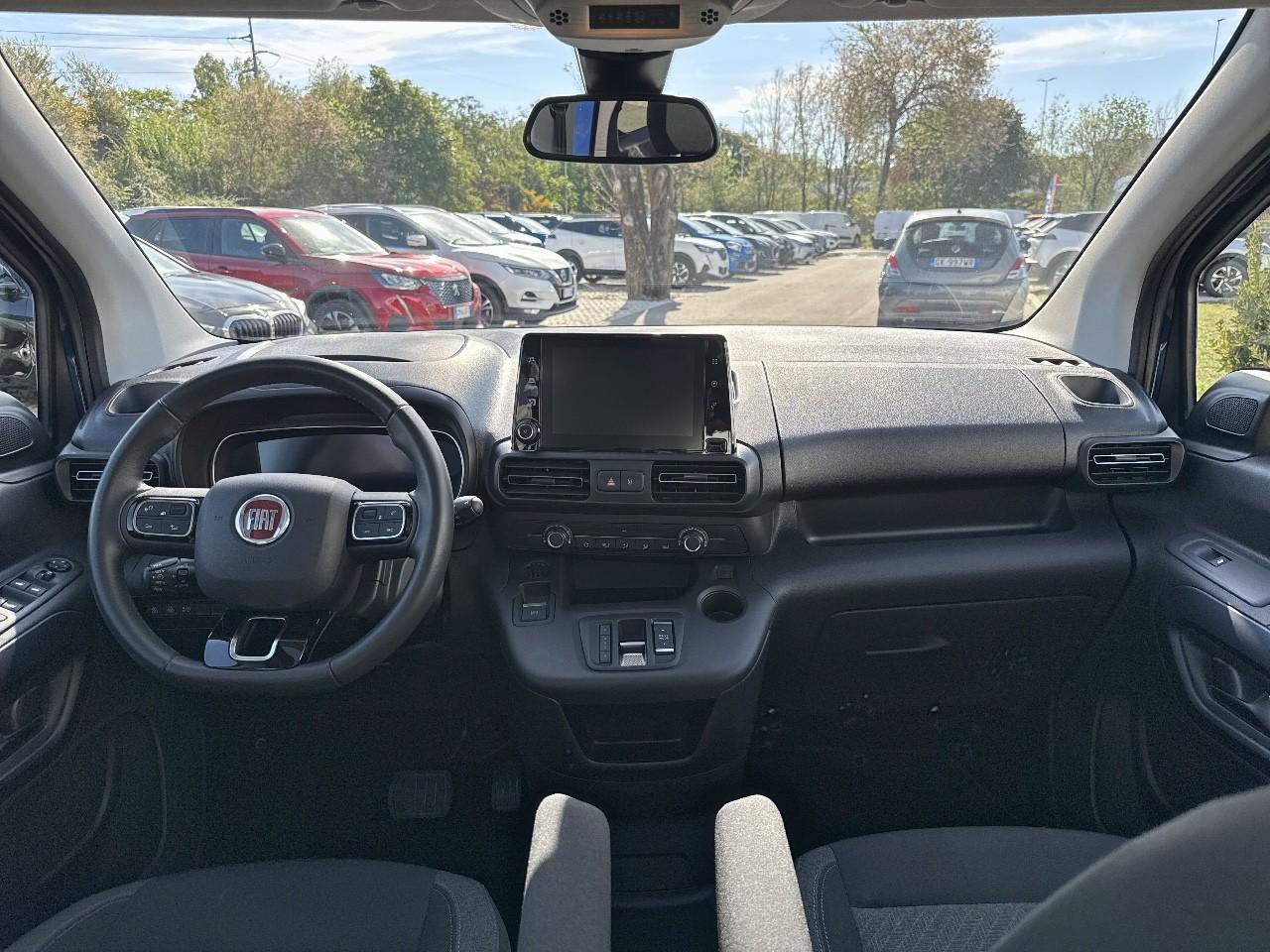 Fiat Fiat Doblo usata, con comandi apps