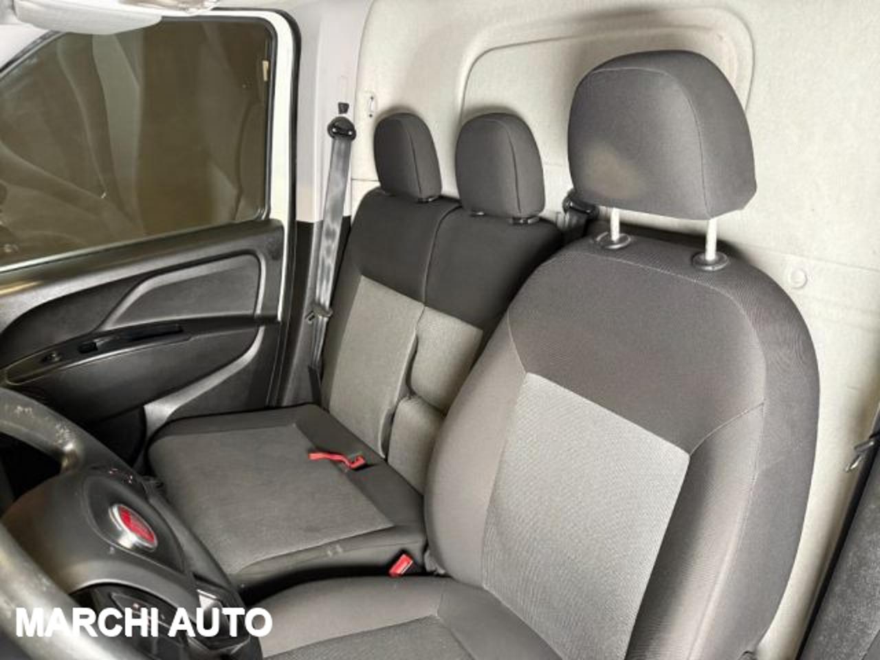 Fiat Fiat Doblo usata, con alzacristalli elettrici
