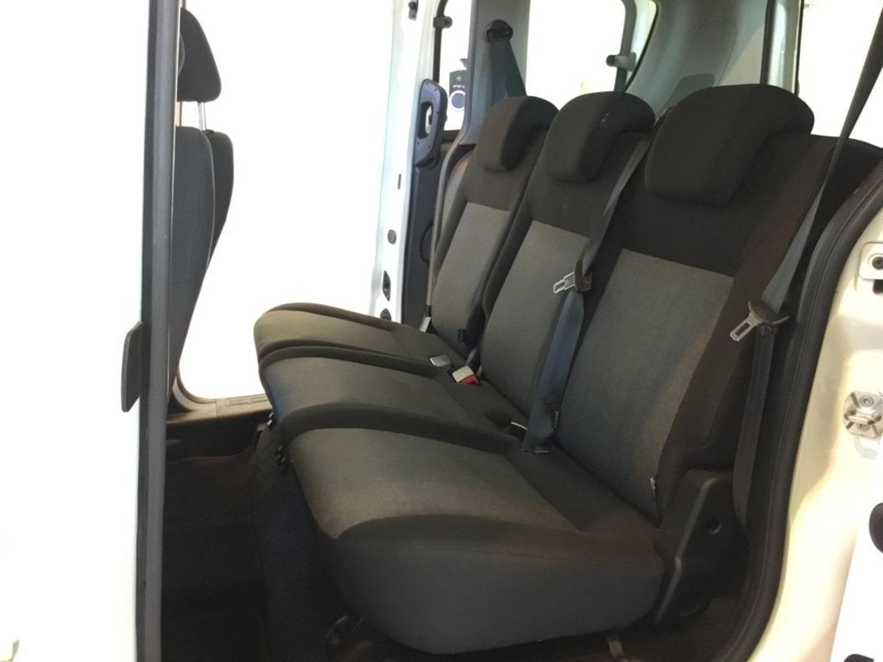 Fiat Fiat Doblo usata, con Isofix