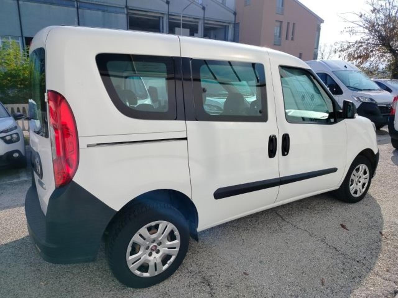 Fiat Fiat Doblo usata, con Isofix