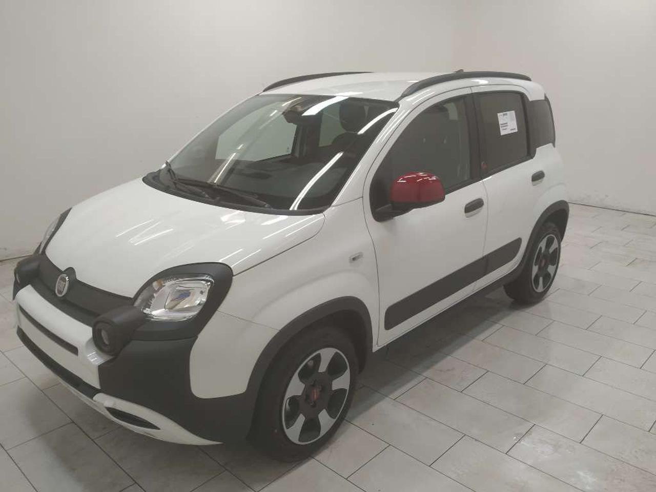 fiat panda panda cross panda 1.0 firefly hybrid red s and s 70cv usata