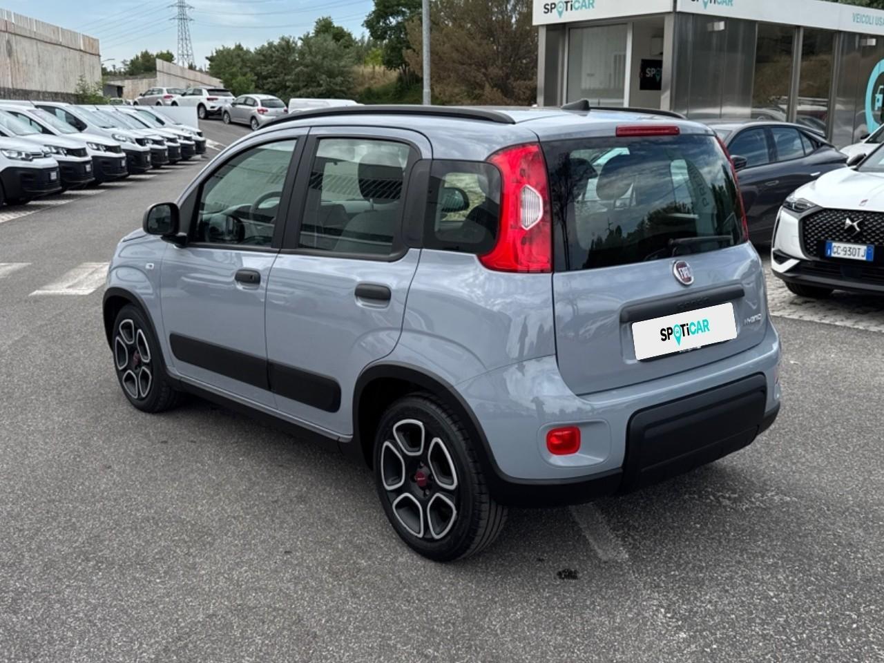 Fiat Fiat Panda usata, con conness.dispositivi est.intrattenimento include porta usb anteriore, 1 e 0