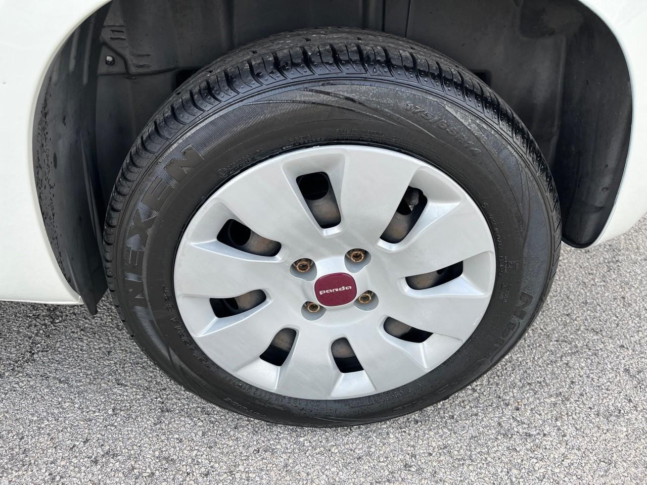 Fiat Fiat Panda usata, con 2 poggiatesta sedili ant. , con reg. in altezza attivi