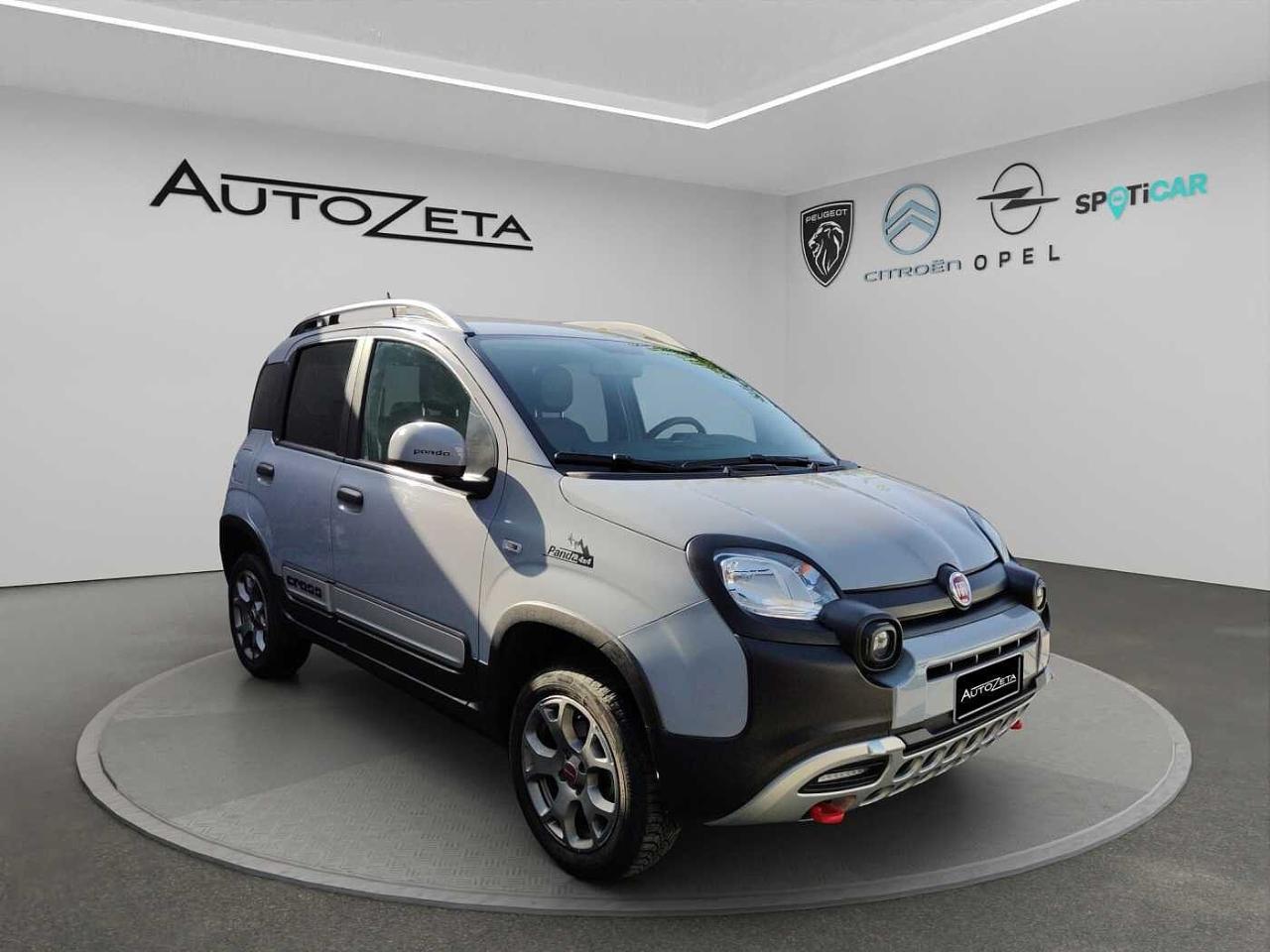 Fiat Fiat Panda usata, con appoggiatesta anteriori anticolpo di frusta