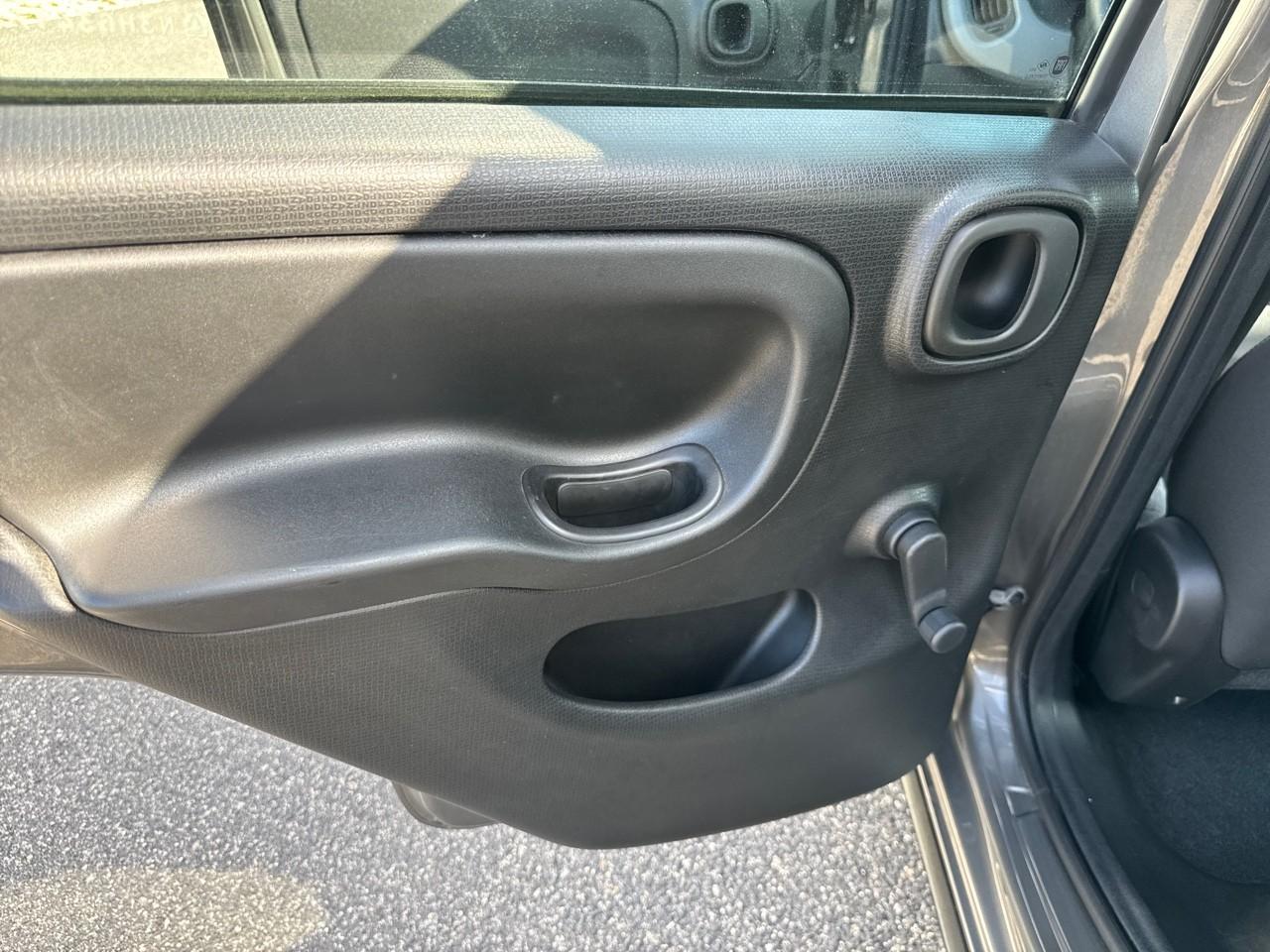 Fiat Fiat Panda usata, con barre longitud.al tetto nero