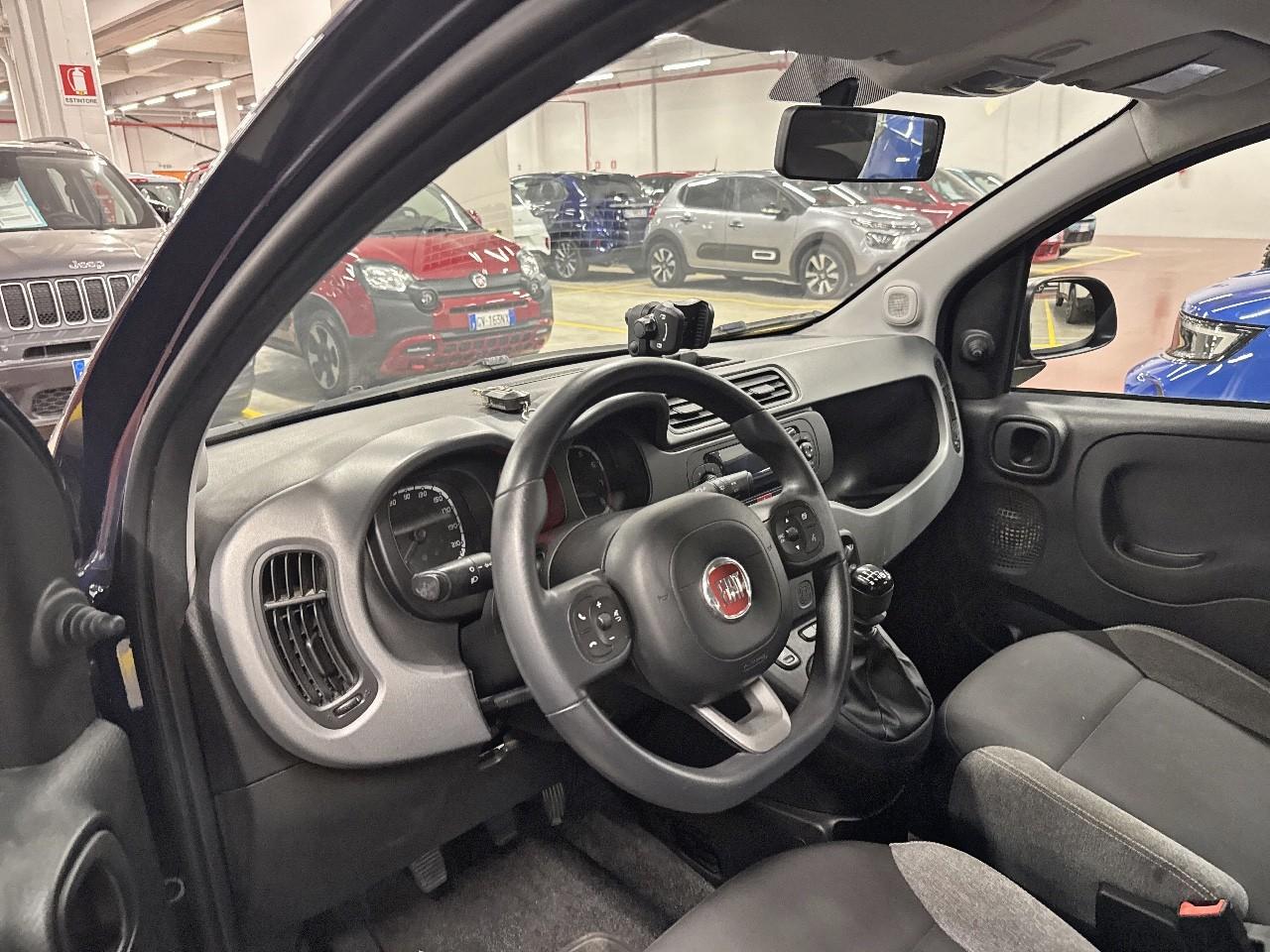 Fiat Fiat Panda usata, con conness.dispositivi est.intrattenimento include porta usb anteriore, 1 e 0