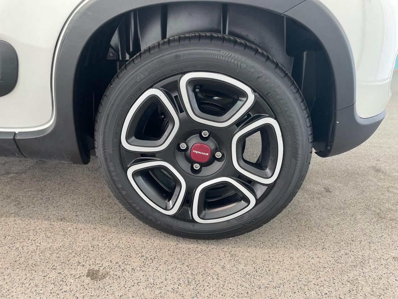 Fiat Fiat Panda usata, con 4 altoparlanti