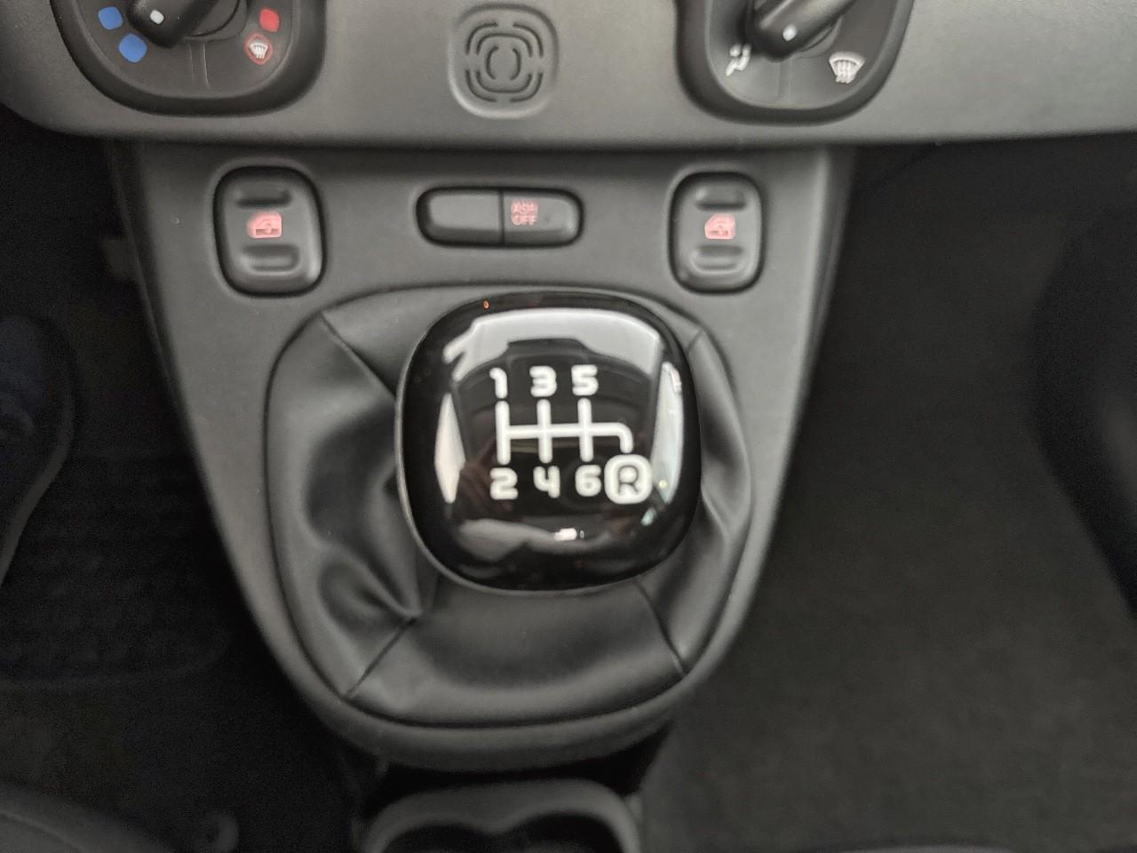 Fiat Fiat Panda usata, con assistenza alla frenata di emergenza