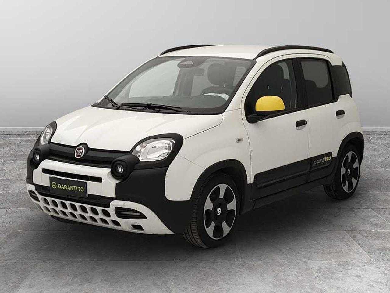 fiat panda panda pandina cross 1.0 firefly hybrid ss 70cv usata