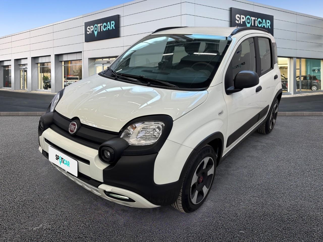 fiat panda panda 1.0 70cv ss hybrid e6d-t city cross usata