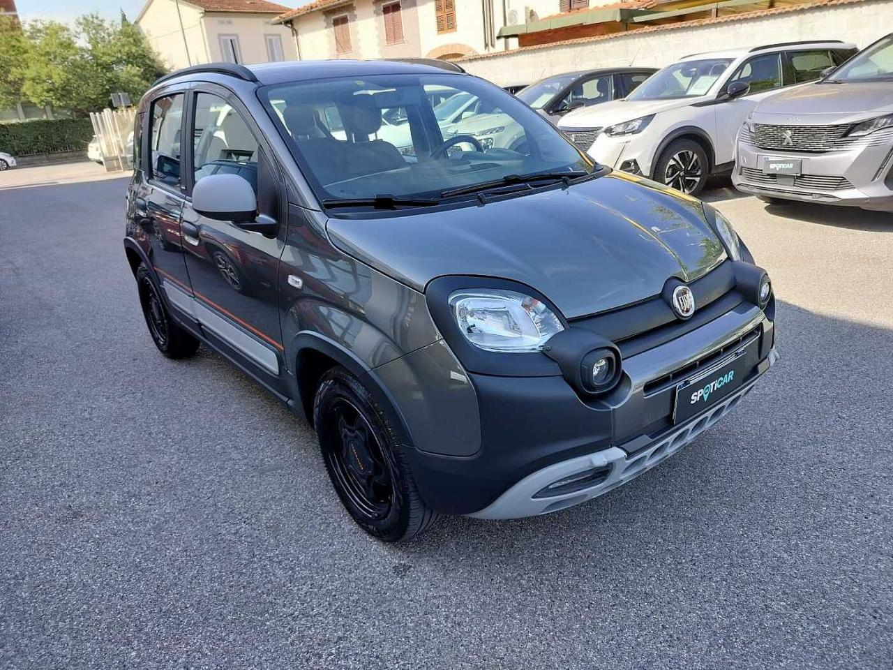 Fiat Fiat Panda PANDA 1.0 FireFly S&S Cross Hybrid Garmin
