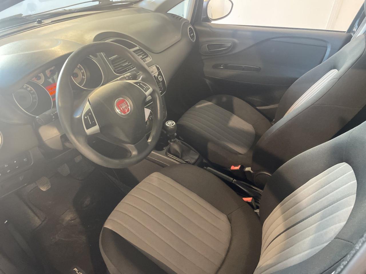 Fiat Fiat Punto usata, con radio cd e mp3