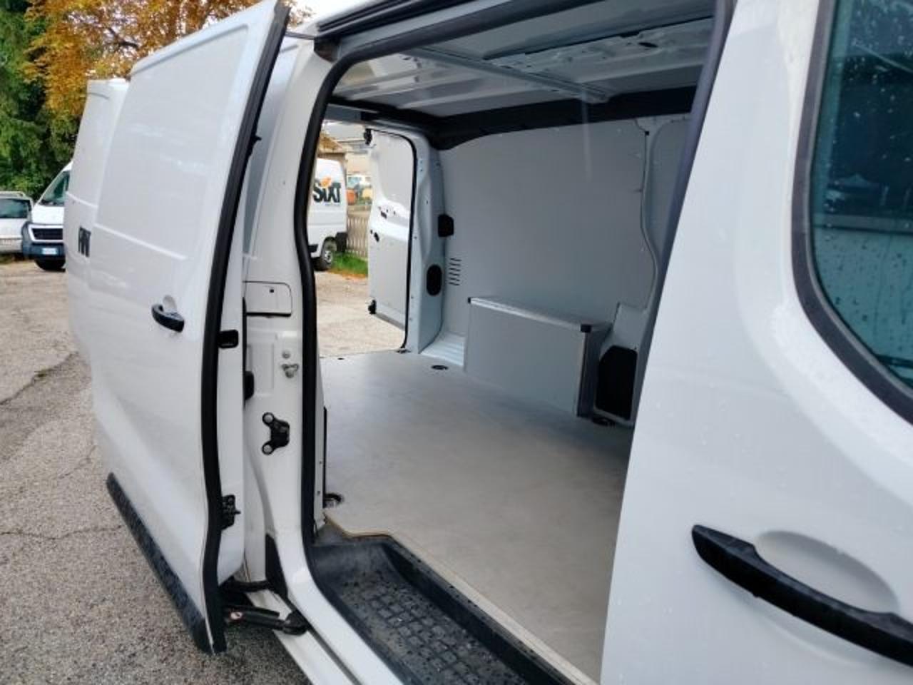 Fiat Fiat Scudo usata, con Caricabatterie di bordo da 11 kW